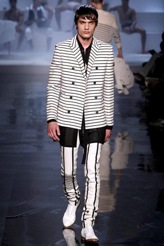 Jean Paul Gaultier / - 2011